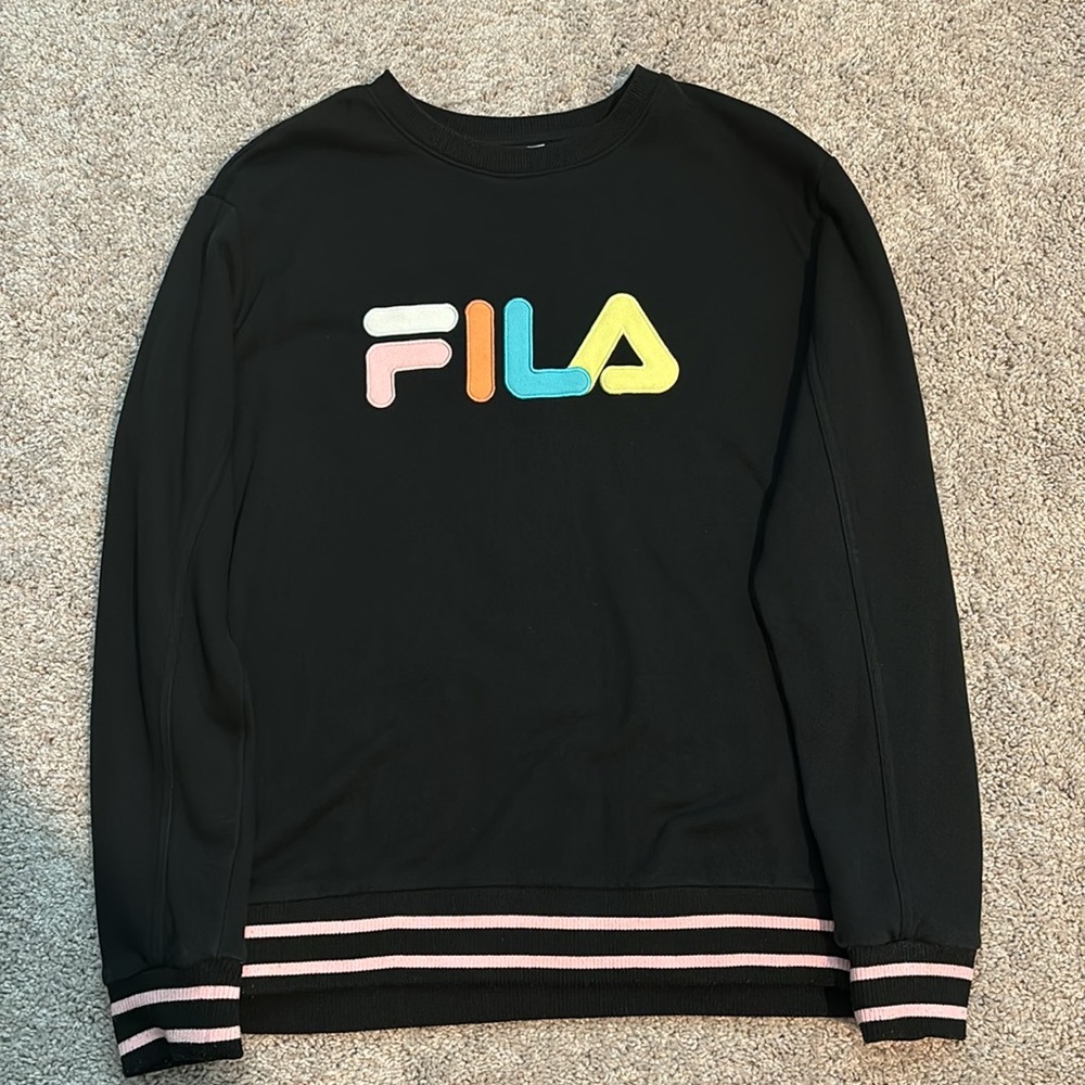 Fila sweatshirt vintage rainbow embroidered lettering.